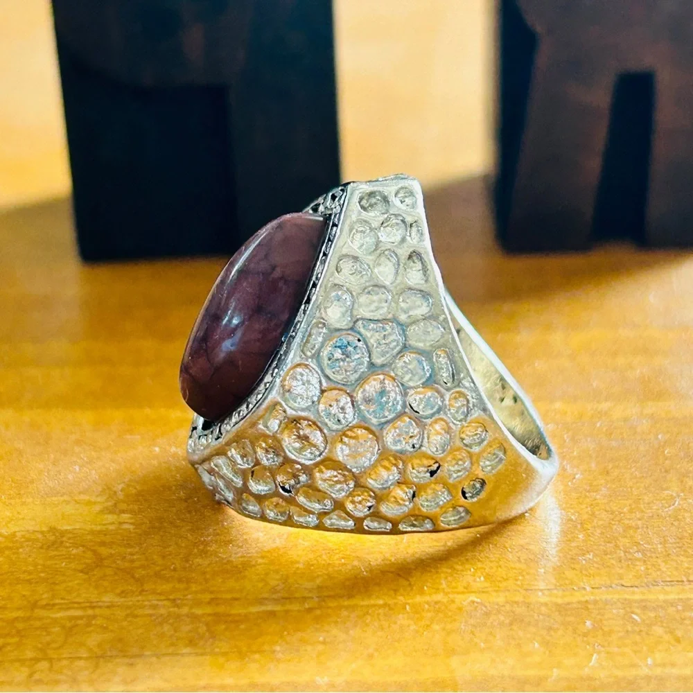 Vintage honeycomb band ring (size 9.5)
